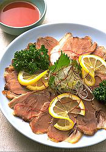 ゆで豚（テージコギピョニュッ）