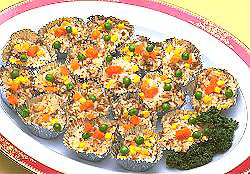 豚肉入り一口おこわ（カオ　ネオ　ムー）