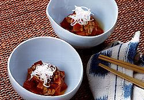 まぐろと納豆の黄身あえ