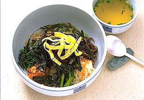 牛肉のさしみ入りピビンパプ（ユッケピビンパブ）