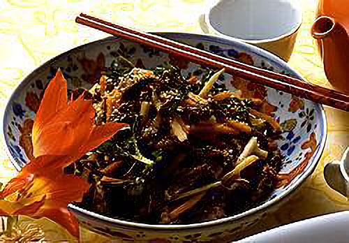 牛肉と野菜の韓国風あえ物