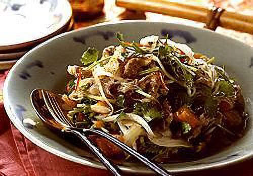 牛肉のエスニックサラダ