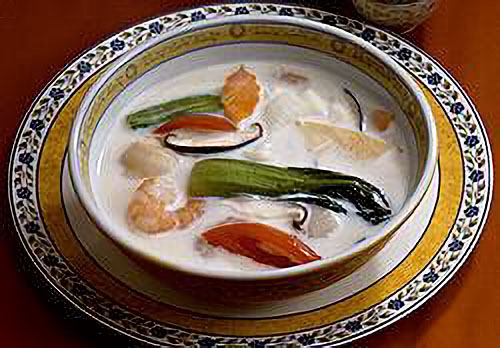 シーチンナイユウタン（牛乳入り五目スープ）