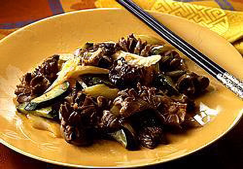 すなぎもときゅうりとセロリの炒め物